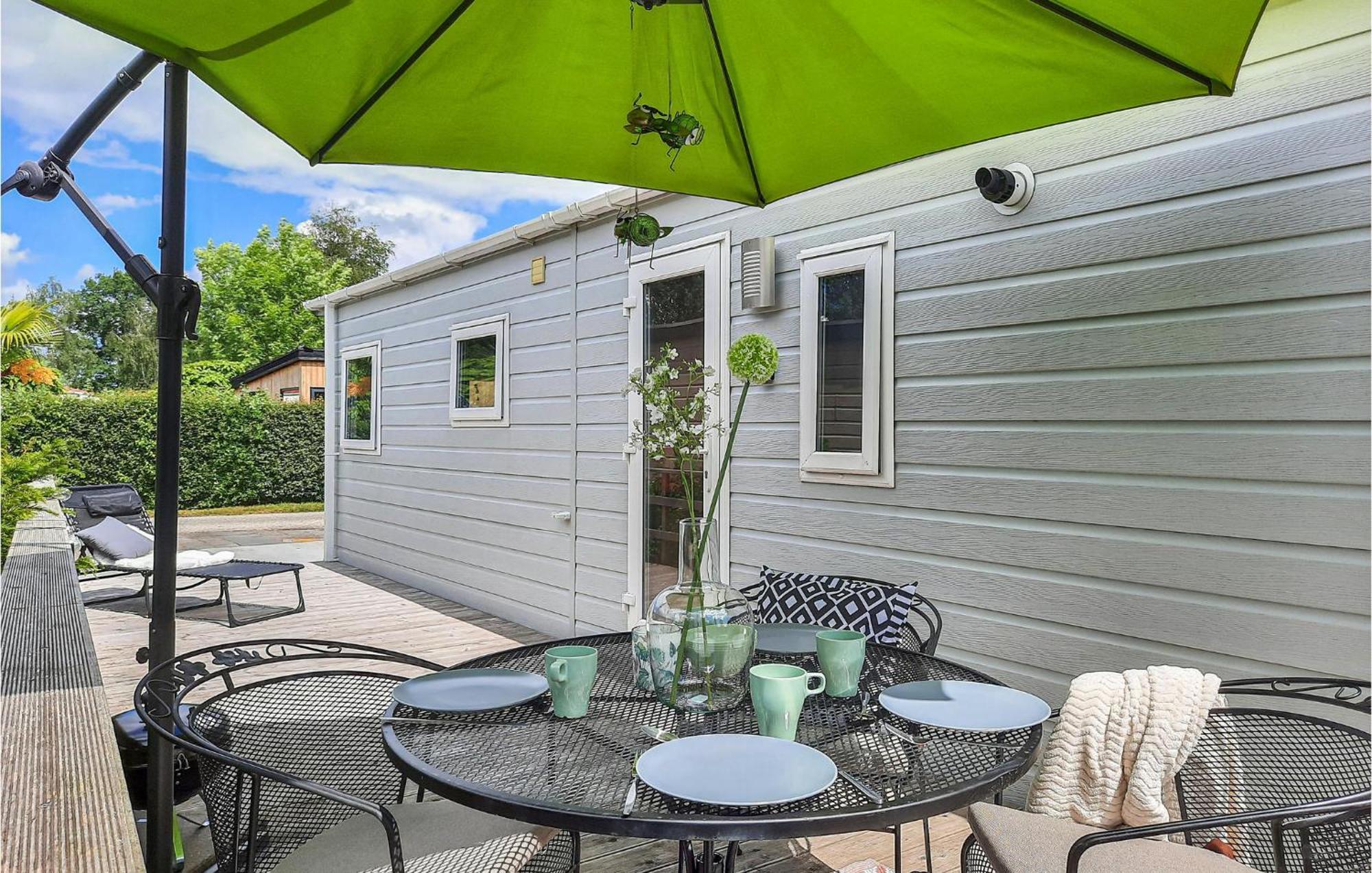 3 Bedroom Beautiful Home In Heinkenszand Exterior foto
