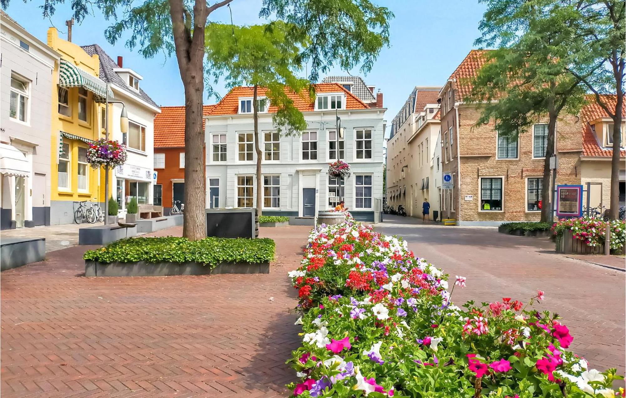 3 Bedroom Beautiful Home In Heinkenszand Exterior foto